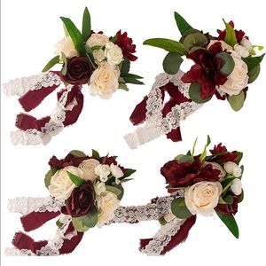 Burgundy Bridesmaid Bouquets!
